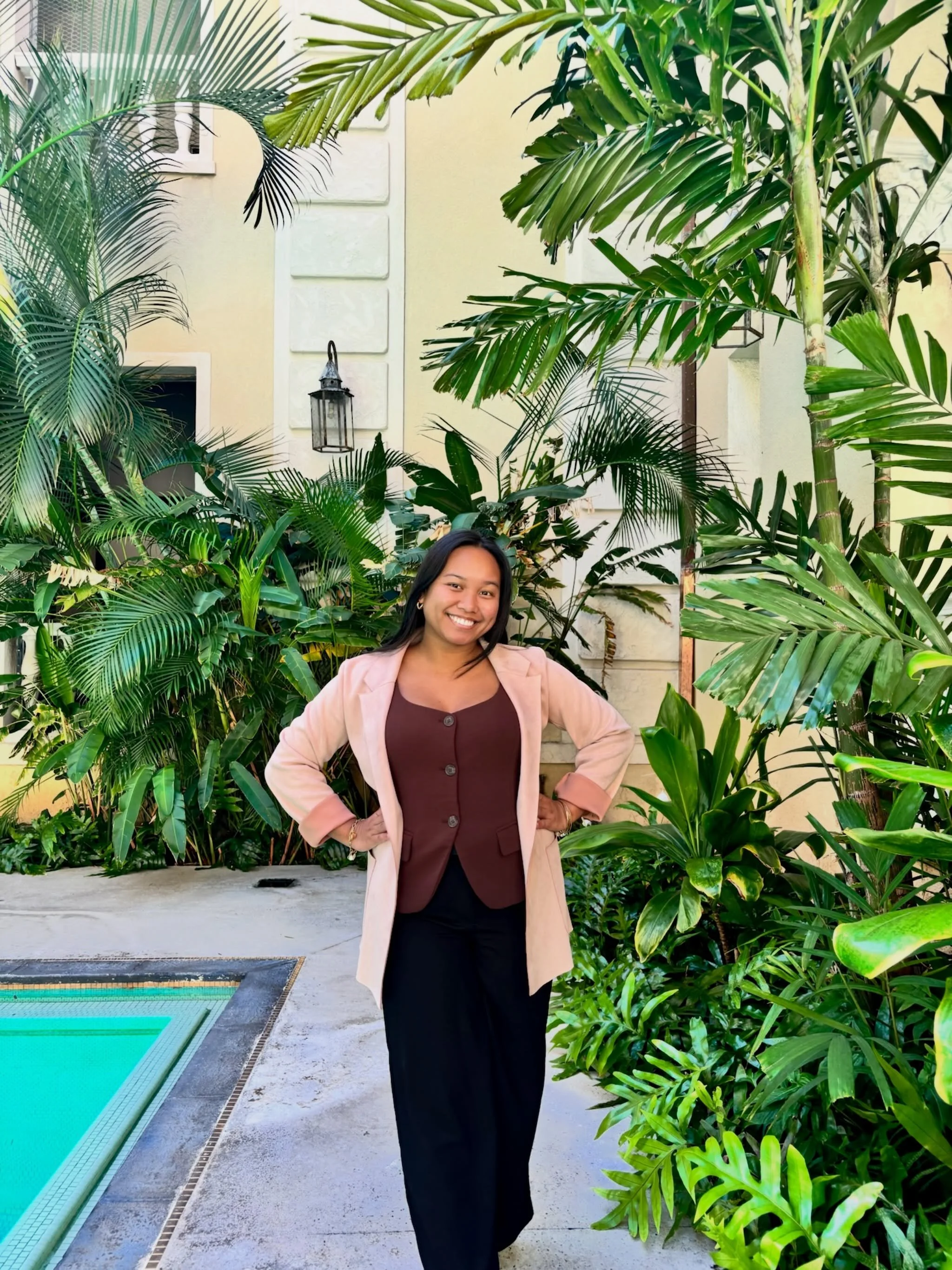 Got a summer job lined up? Interviewing for one? Now is the perfect time to get styled.

Each styling includes multiple outfits tailored to your current or prospective job, completely free of charge. 

Schedule a free styling appointment today throug