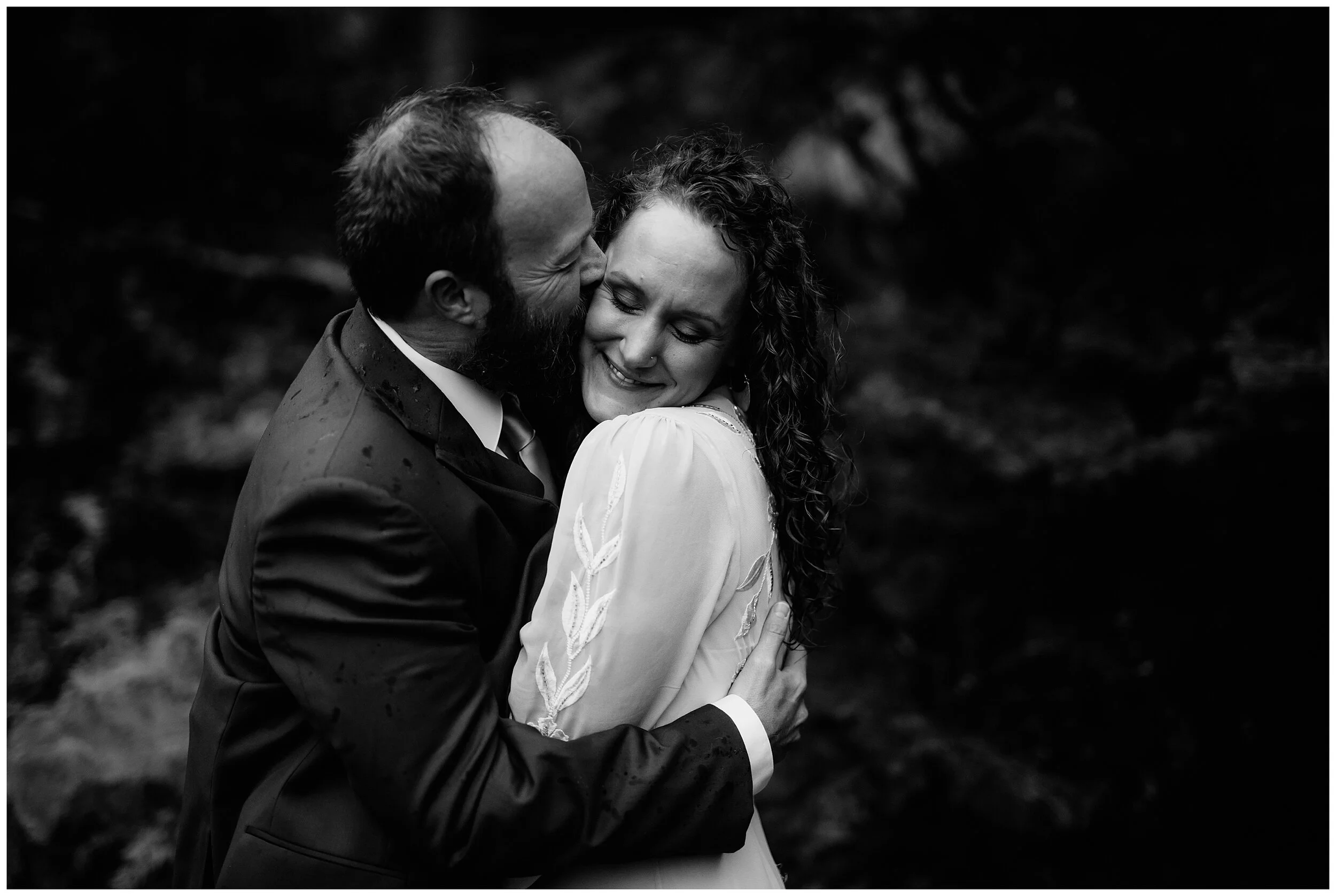 Brie & Michael - Elopement on Mount Ascutney — CAIT BOURGAULT PHOTOGRAPHY