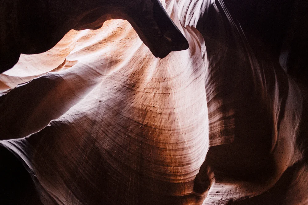 Antelope_Canyon_Photographer6.jpg