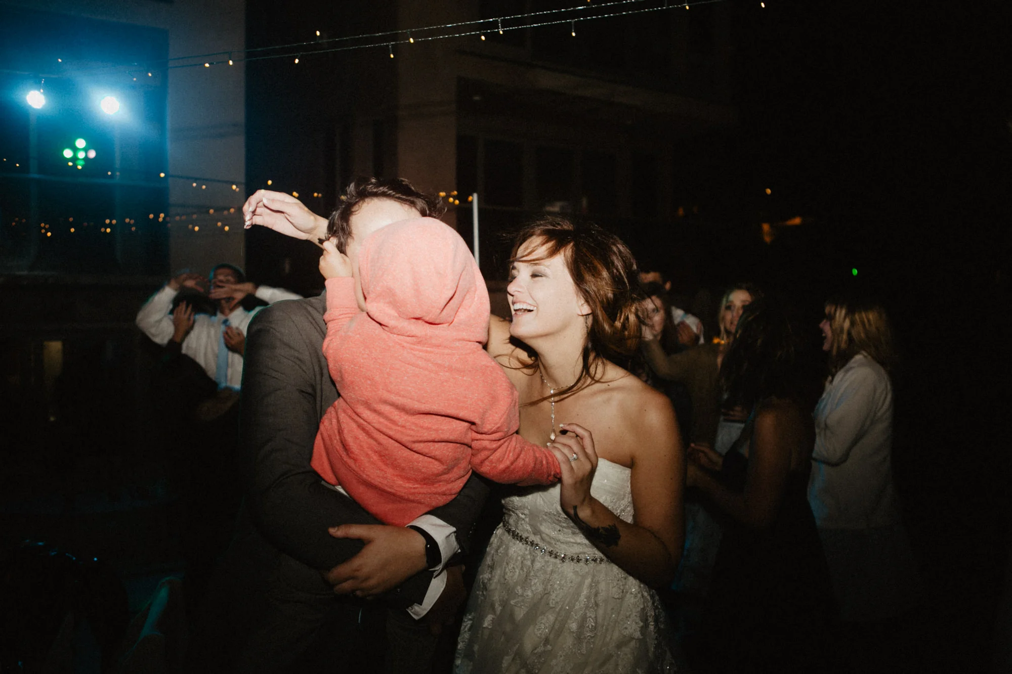 oceanside_airbnb_wedding-74.jpg