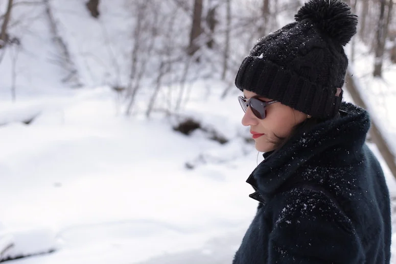 WoahStyle.com | Snow Style, Zara faux fur and black pompom beanie