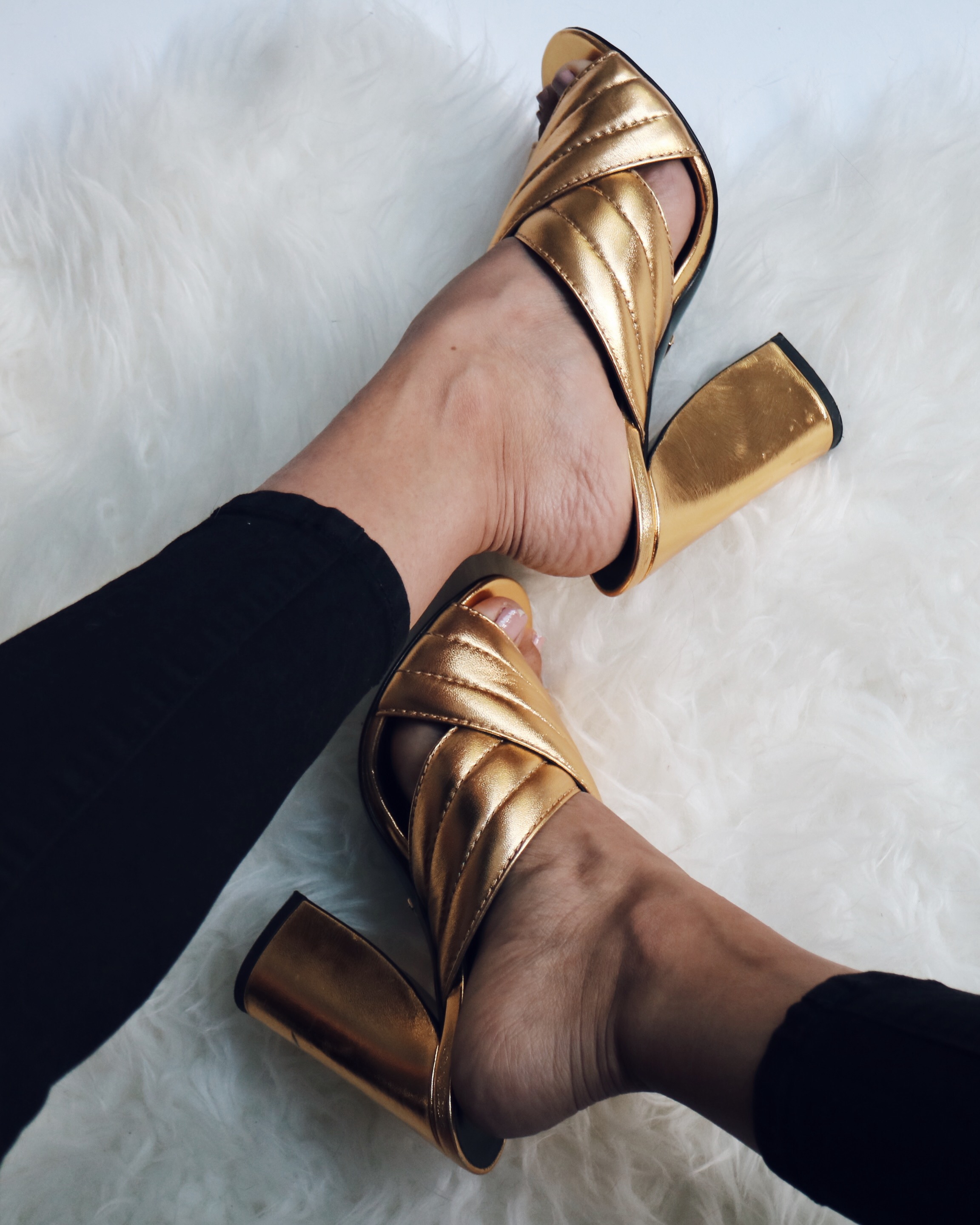 kryds Skaldet Trafikprop GUCCI SHOE HAUL, REVIEWS & METALLIC SHOE TRENDS FOR FALL — WOAHSTYLE