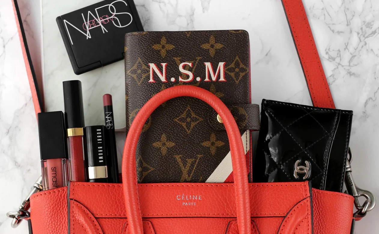 What's in my Celine Nano Luggage Bag top.jpg