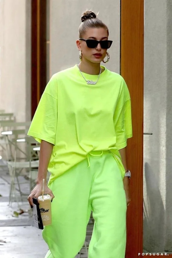 27 OF The Best Hailey Bieber Outfits (Hailey Baldwin Style) 8.jpg