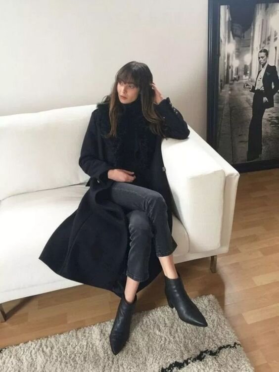 Instagram @_NathalieMartin, CLOSET ESSENTIALS Long Coats Everyone Should Have In Their Closet - woahstyle.com 1.jpg