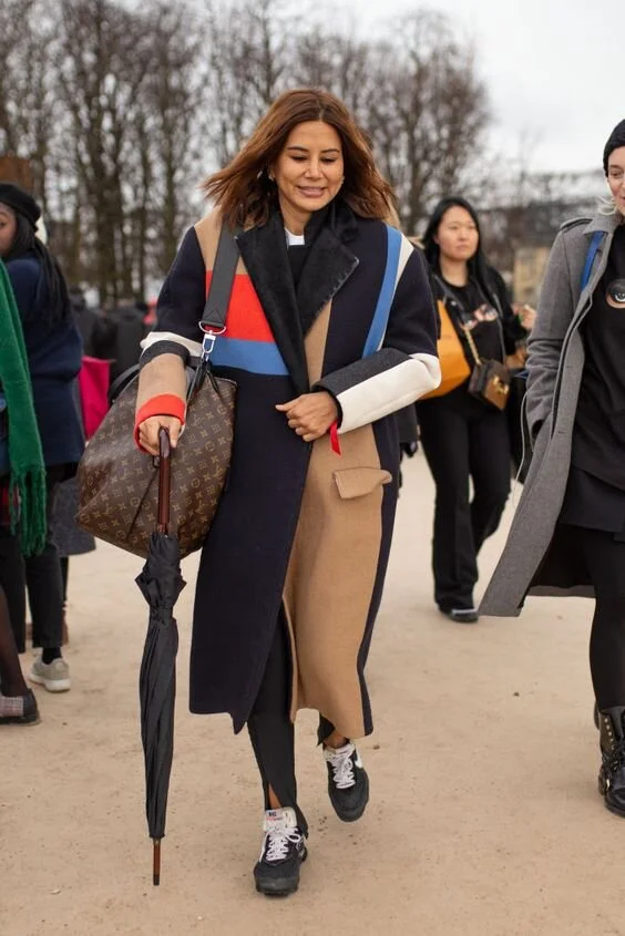 Instagram @_NathalieMartin, CLOSET ESSENTIALS Long Coats Everyone Should Have In Their Closet - Pop of Bold Colour, Christine Centenera camel color block coat street style, woahstyle.jpg