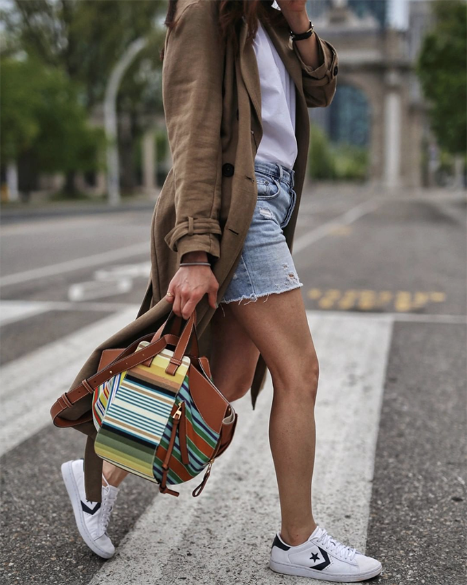 loewe hammock bag street style