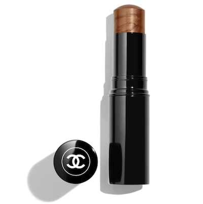 chanel baume essentiel glow stick in golden light.png