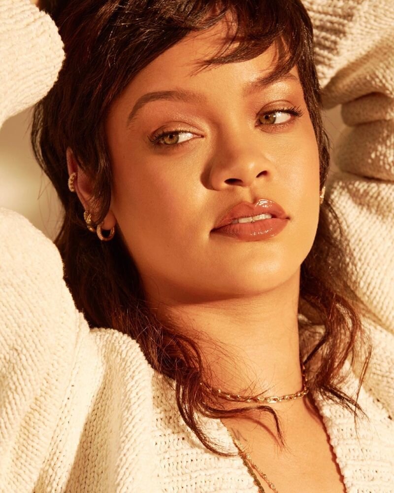 Rihanna Wears Fenty Beauty EAZE Drop Skin Tint.jpeg