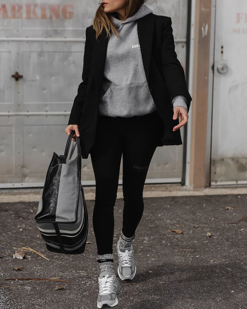 Sneakers Outfit Leggings Blazer Look Denim Jacket Outfit Ideas