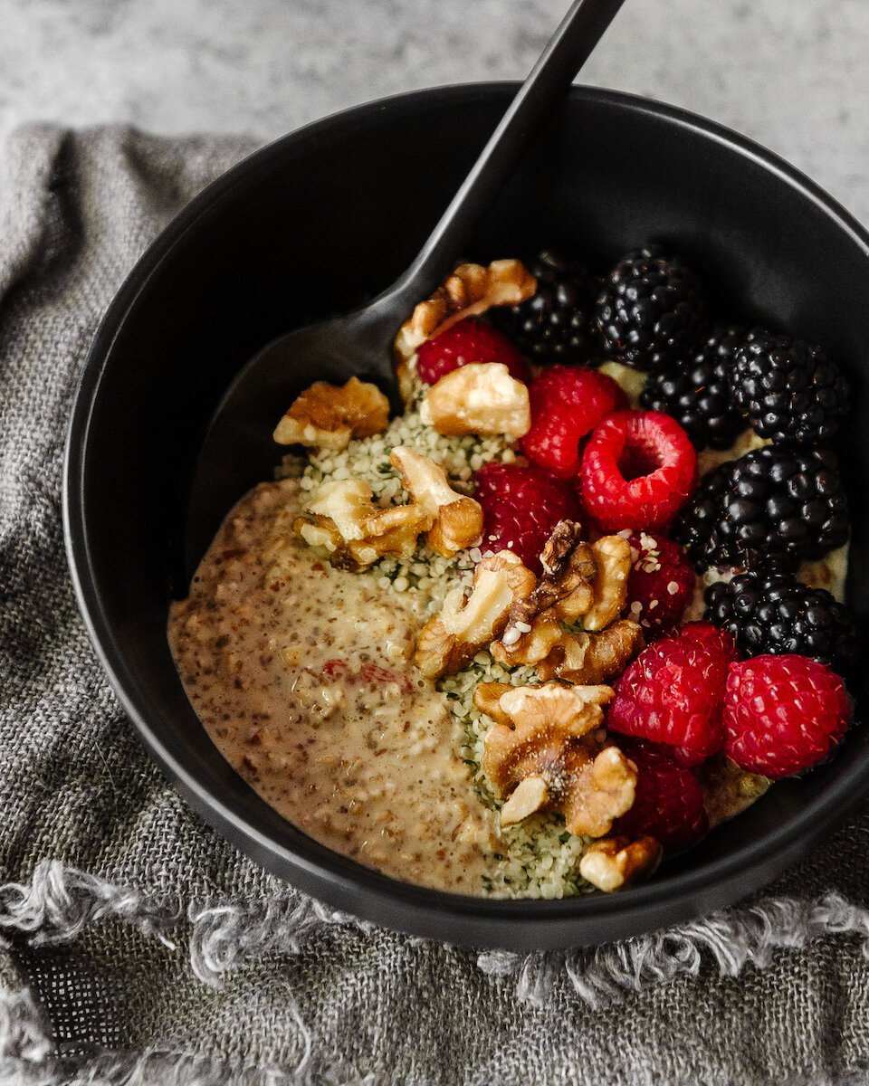 Easy Fail-Proof Overnight Oats with Goji Berries_1964.jpg
