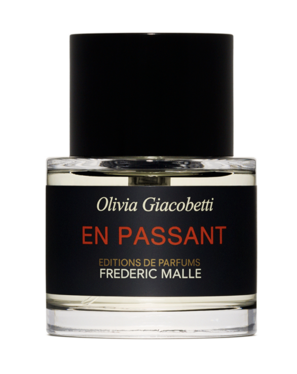 En Passant Perfume.png