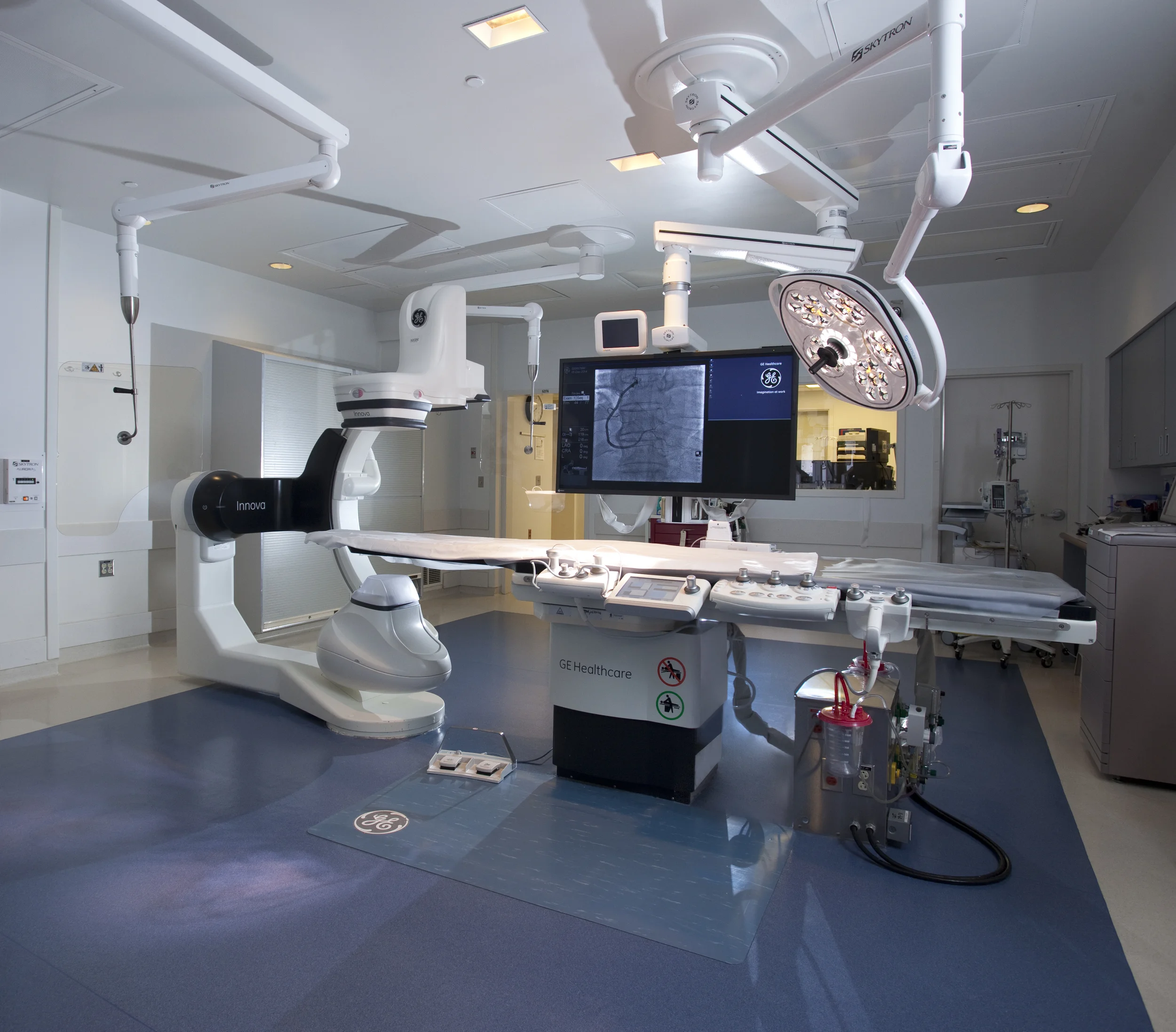 CCH-NewCathLab-_2.jpg