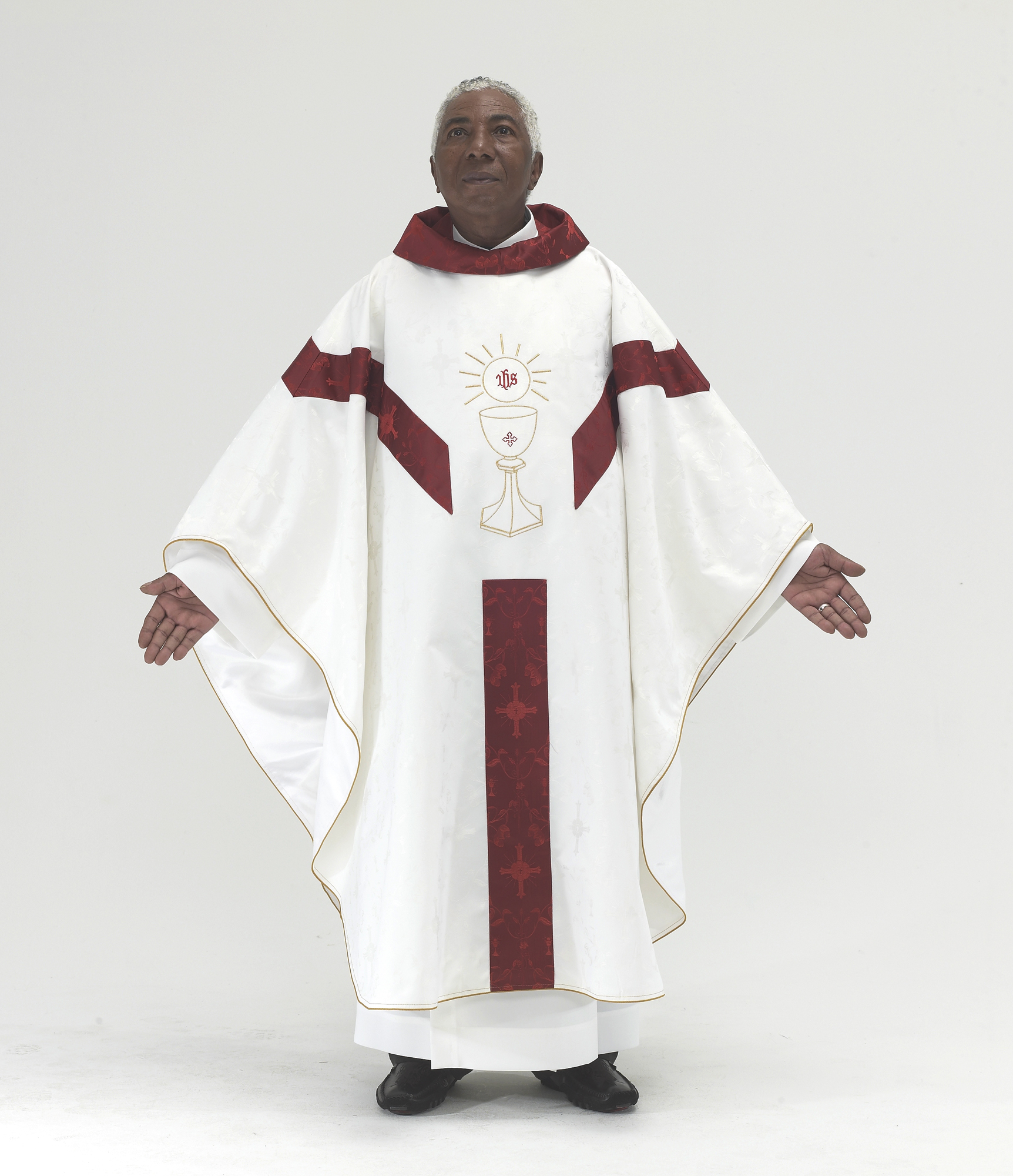 Red and White Chasuble2.jpg