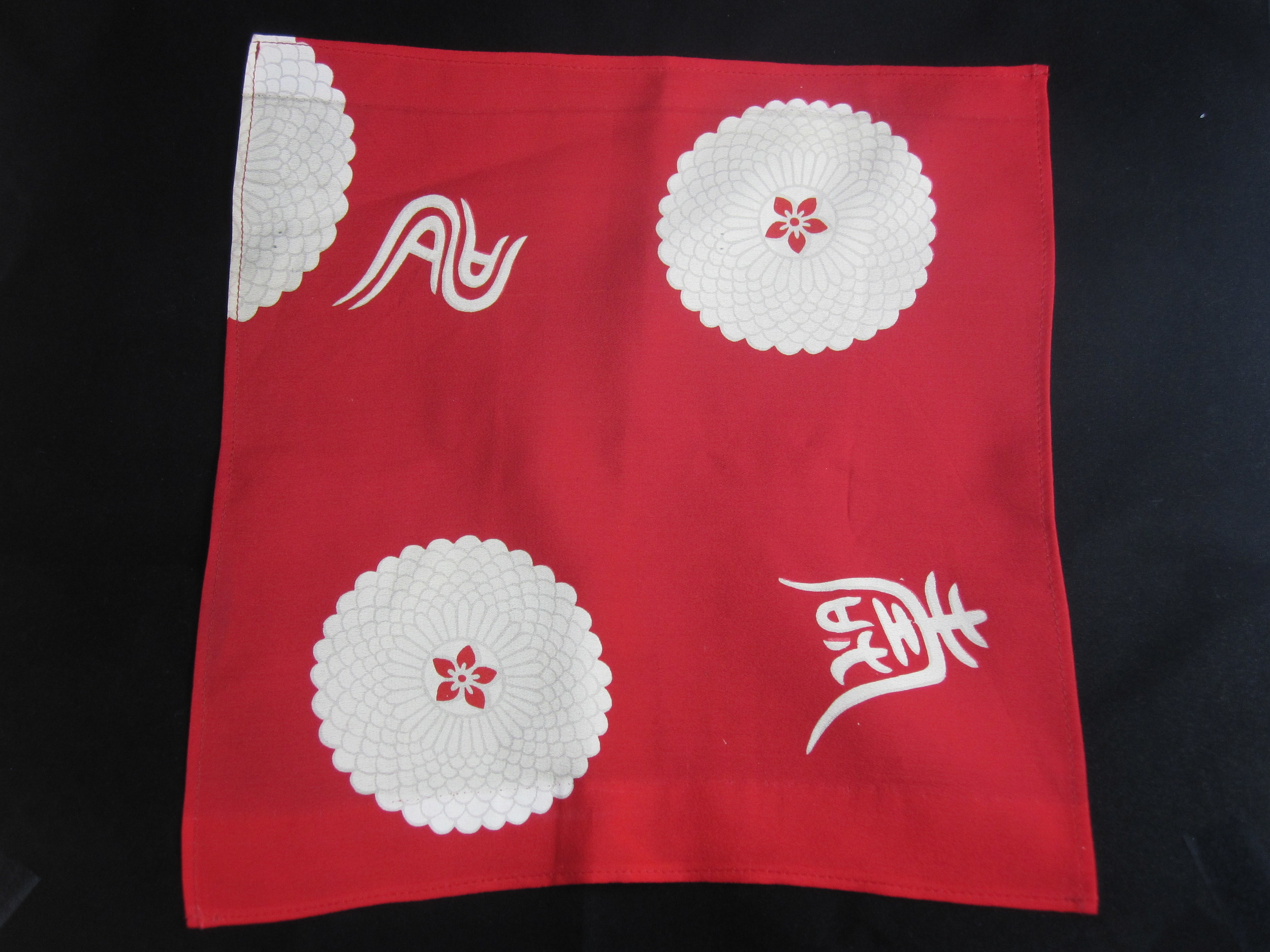 White Chrysanthemum Pocket Square