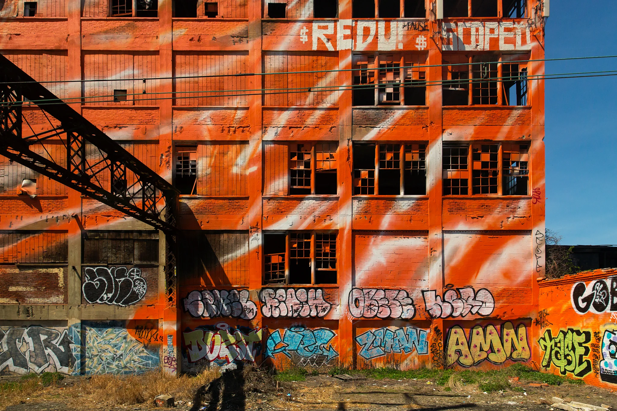 Tags Over Katharina Grosse's 'psychylustro' - Philadelphia, PA 4.18.2016 - WAS-NYP