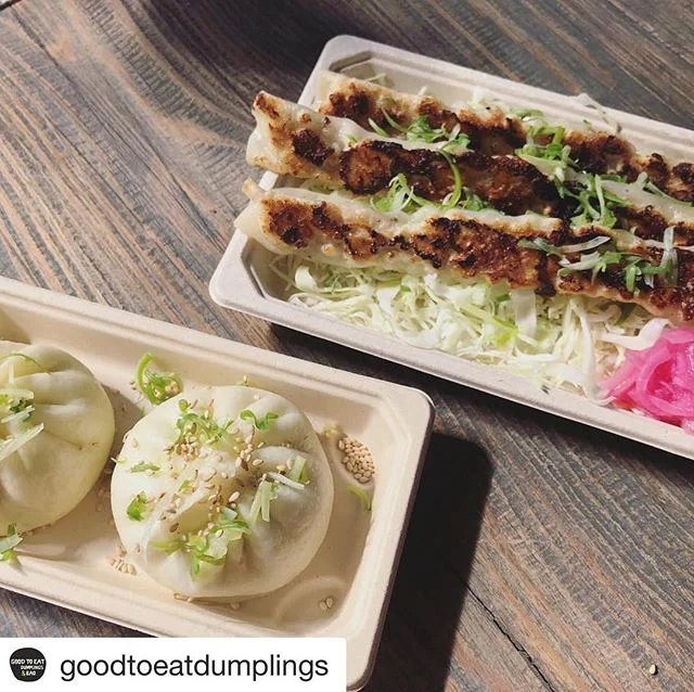 We are SUPER delighted to have @goodtoeatdumplings serving their meticulously delicious savory treats behind the bar this #firstfriday
Also back by popular demand @johnbrotherspianocompany @locallanguageart featuring @windychien , newcomer @drinkgoldenstate cider, all at @twomilewines
Be there! Or be rare!