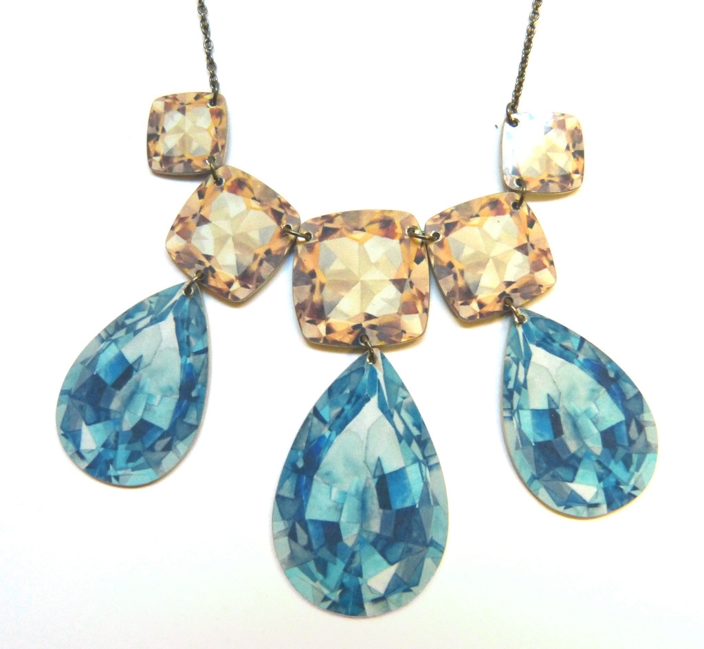 Extravagant Neckpiece