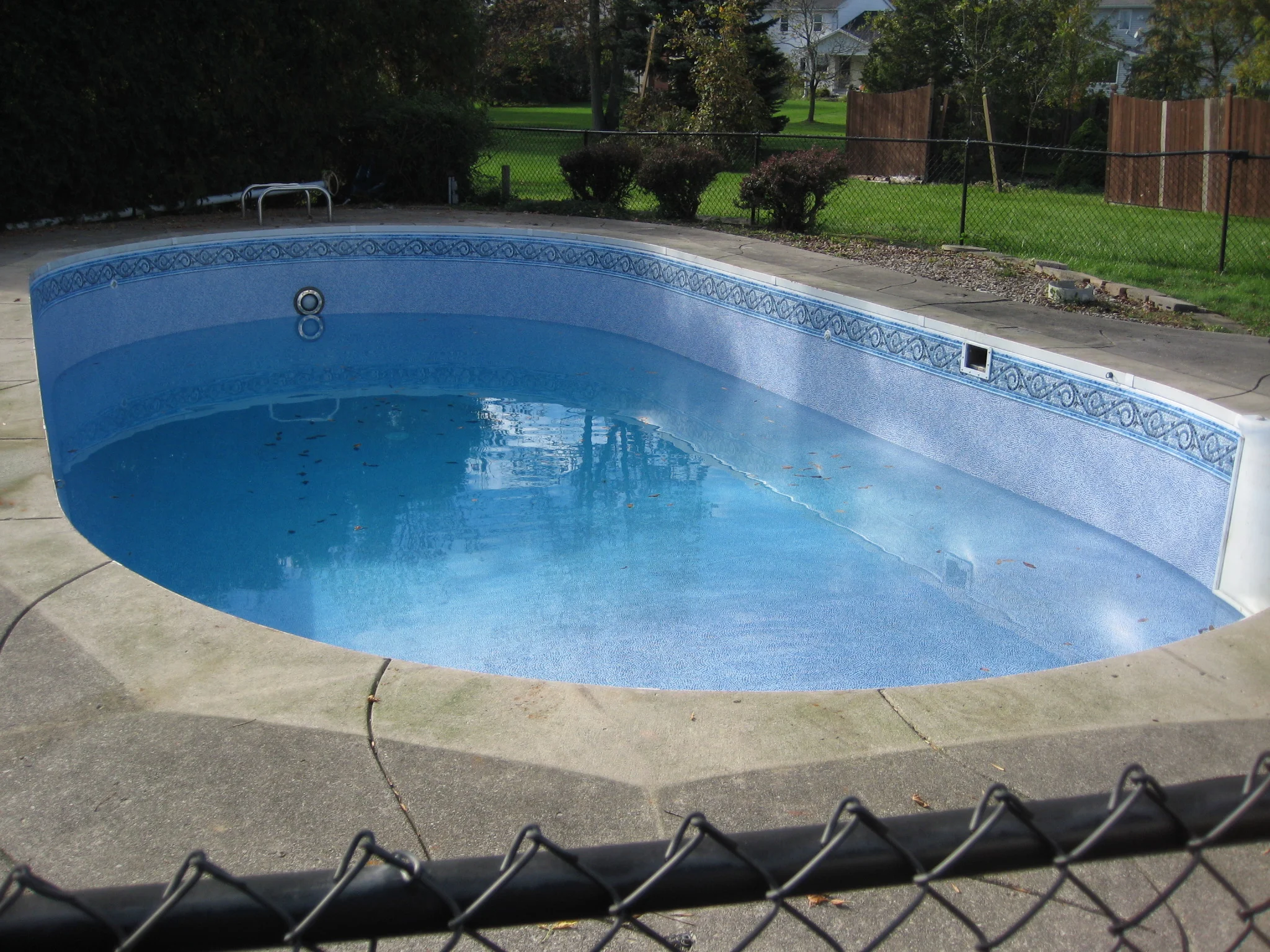 17x35 Majestic Clarence Center