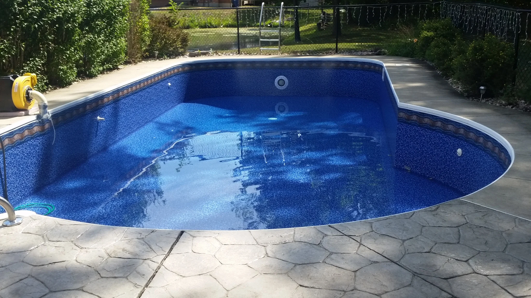16x36 Swimco Keyhole