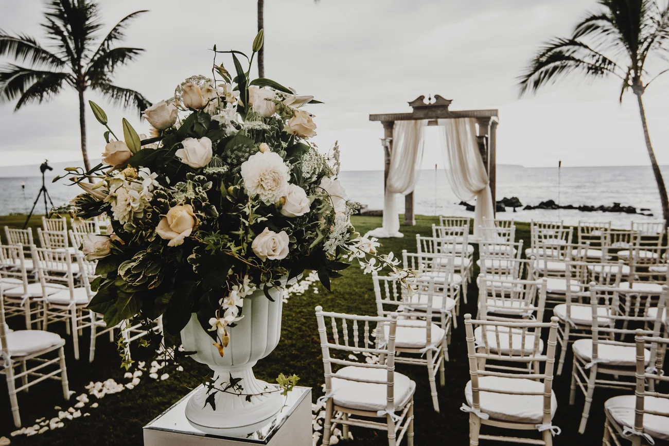 Hawaii Wedding by Unveiled-Weddings