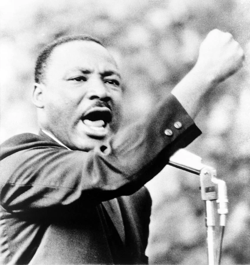 martin-luther-king-jr-gesturing-everett.jpg