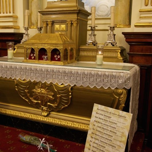 A reliquary containing bones from the Canadian Martyrs can be found in this chapel.