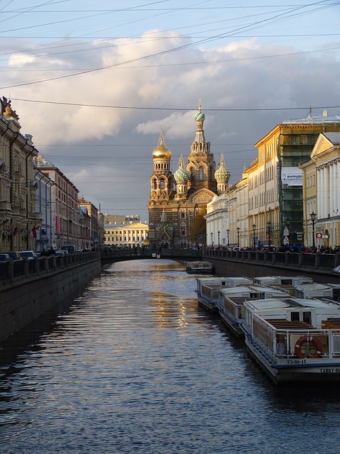 st-petersburg-495658_640.jpg