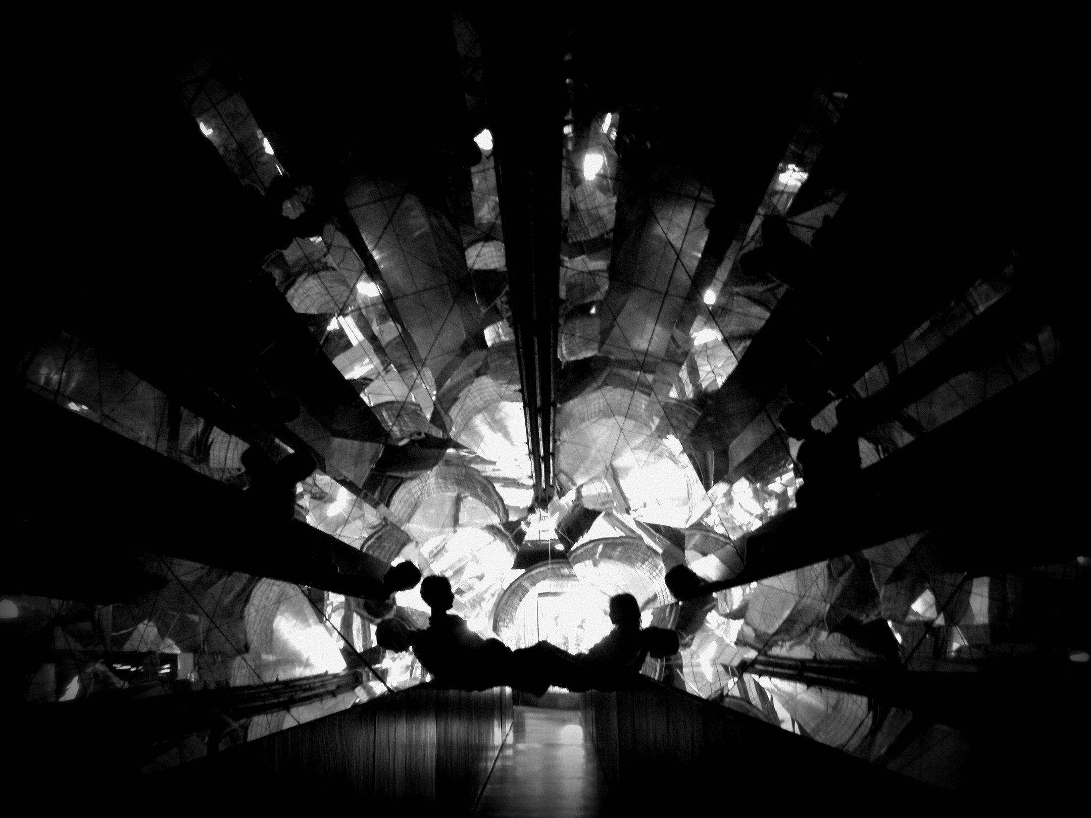 Fotografía Business in a Box por YPT-Love-Me-Dead