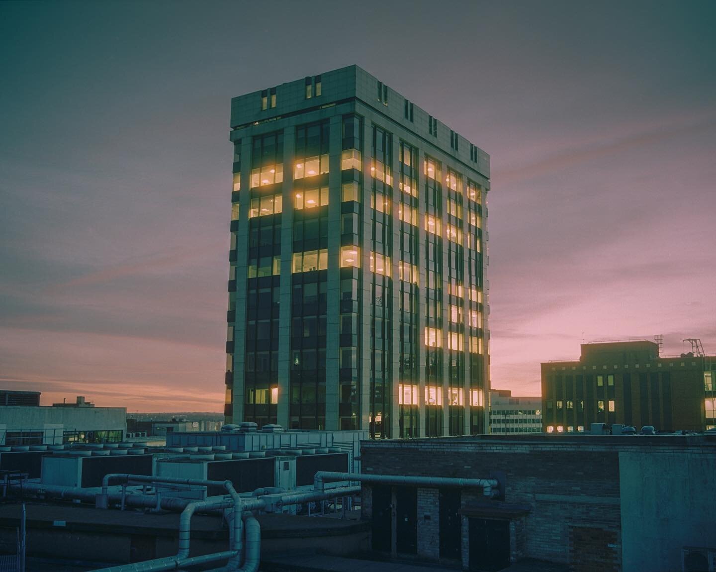 Bank House (Cherry St) as viewed from a secret location, more about that soon.
Shot on Mamiya 645 Pro with @cinestillfilm #800T
.
.
.
.
.
#Birmingham #urban #mediumformat #120mm #documentingbritain #cinestill #banalmag #nowherediary #nightwalks #mami