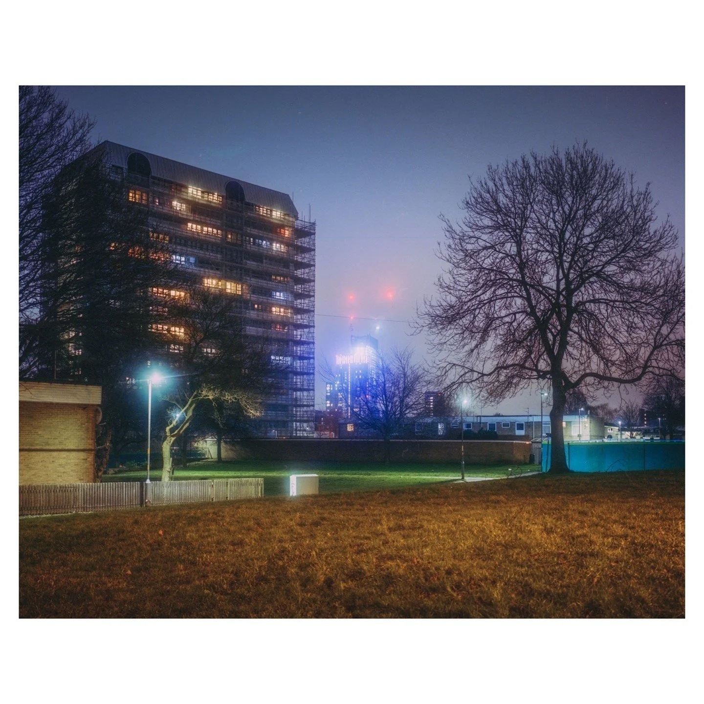 I hope you are all well! I'm pretty sure I should be posting more than once a month but I've been really busy with commissions, life, turning 40! (I know, I'm very old!)...
Only just getting round to looking at images I took last year which in som