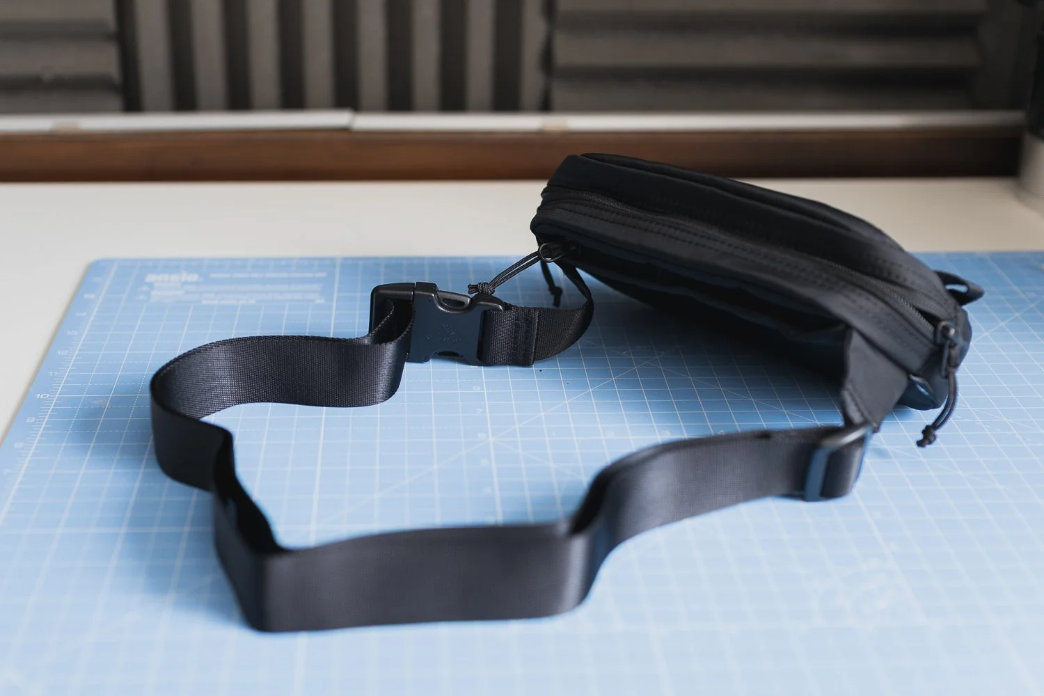 Tomtoc Aviator-T33 Sling view of strap
