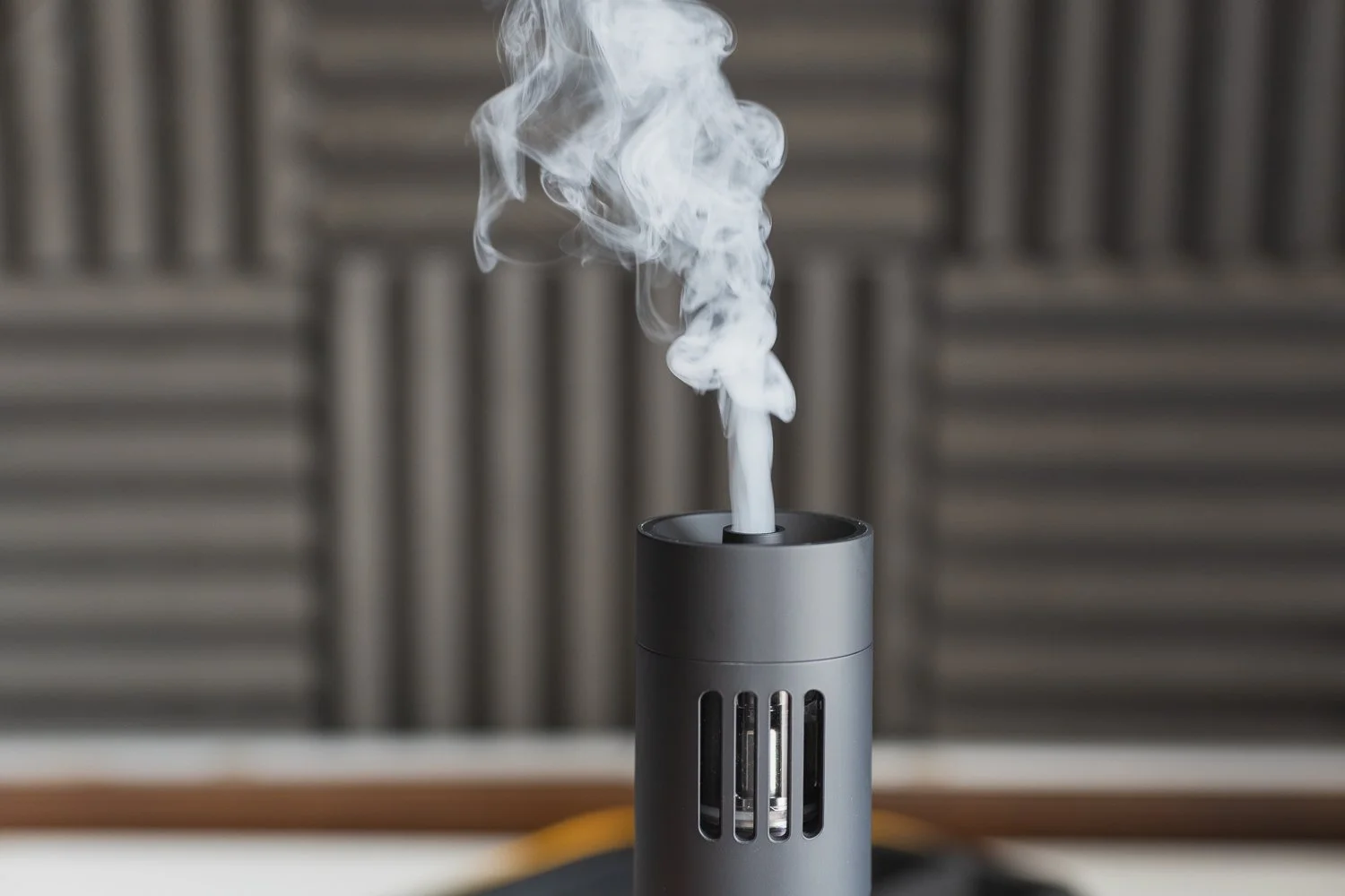 Colbor CF5 Fog Machine producing small amount of fog