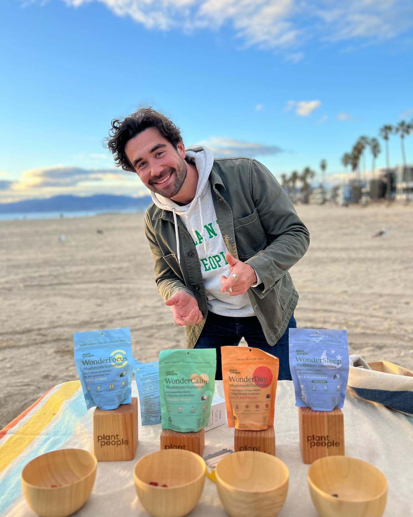 On the beach with our new 🍄 gummies in hand! Excited to be sharing our new @plantpeople  creations with the world. Blending functional mushrooms, herbs and nutraceuticals for effective and very delicious solutions!  Thank you @supermush for bringing