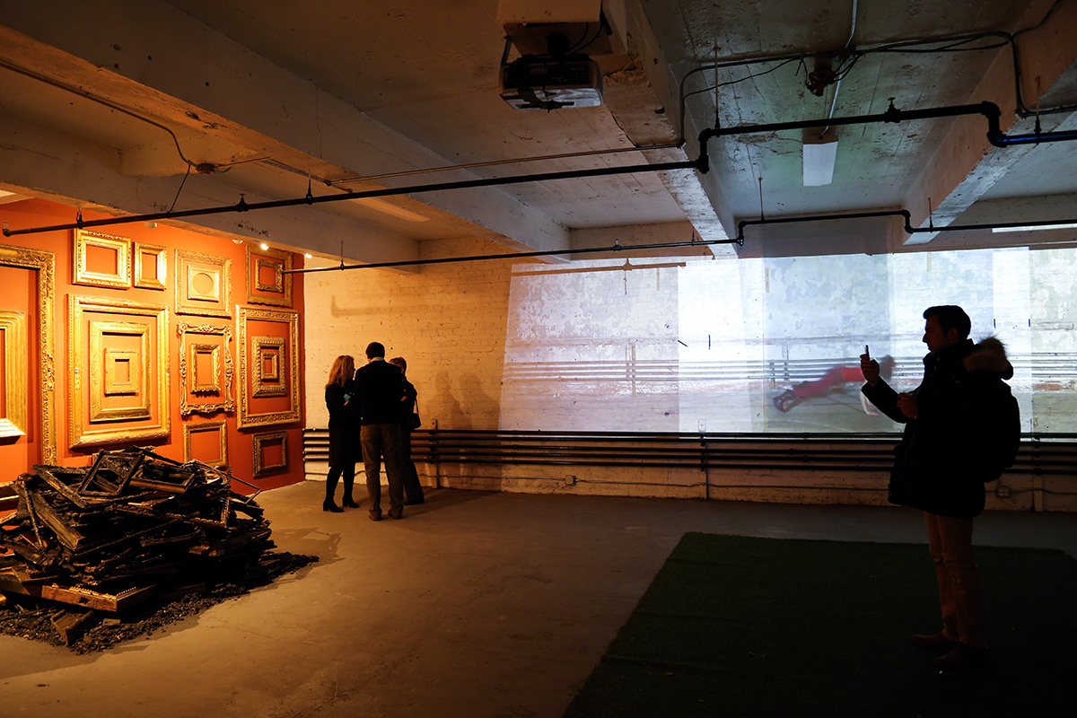Eric+Michael+Tollefson+-+G&L+Salon+Wall01.jpg