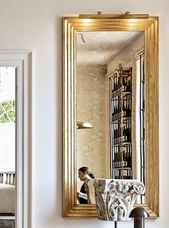 GILL LAGODICH DECO FRAME REPLICA RH AYNHO.jpg
