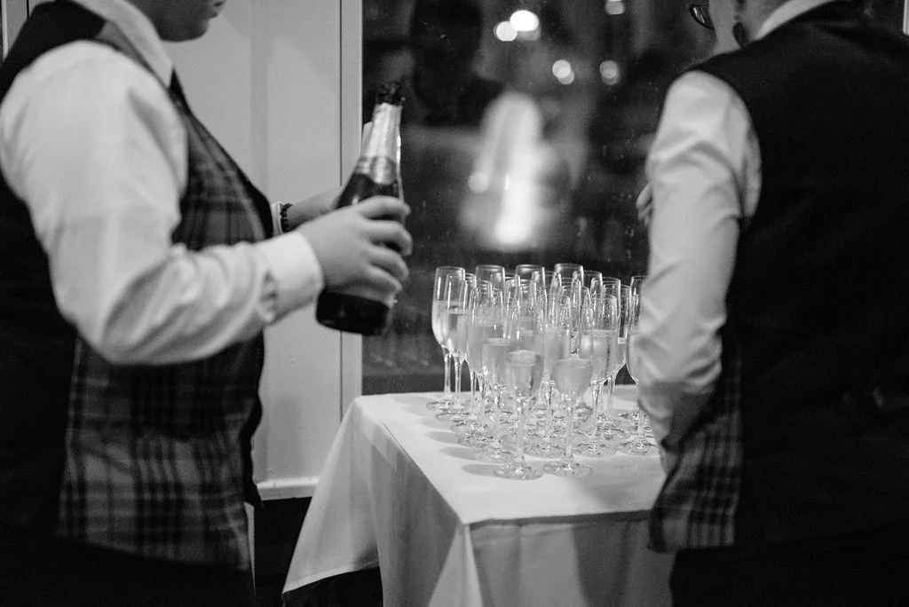 IntimateElopement-Emily+Chris-HuntleyTavernLoneEagleBrewery-NewJersey-OliviaChristinaPhoto-84.jpg