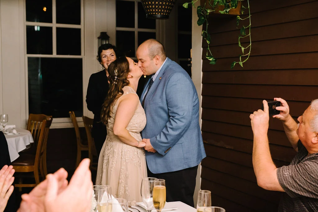 IntimateElopement-Emily+Chris-HuntleyTavernLoneEagleBrewery-NewJersey-OliviaChristinaPhoto-99.jpg