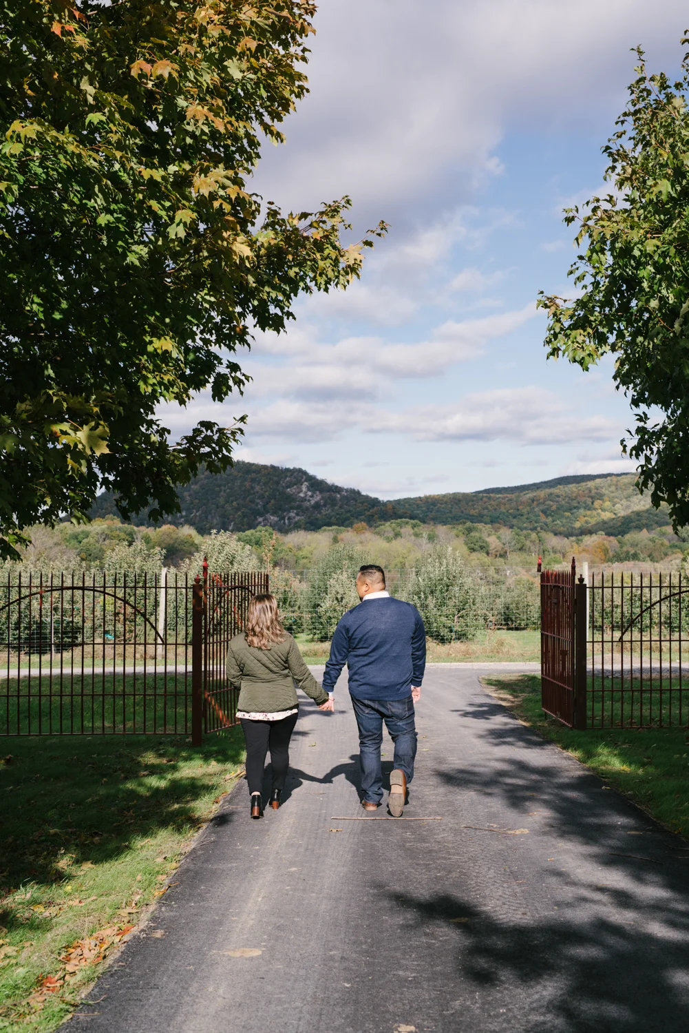 Warwick Winery Engagement Session- Diana+Jon- Fall Engagement Photos- New York- Olivia Christina Photo-13.jpg