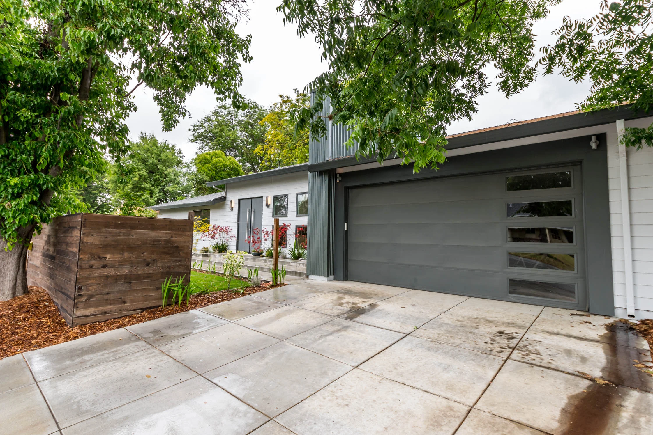 806 Acacia Lane-3.jpg