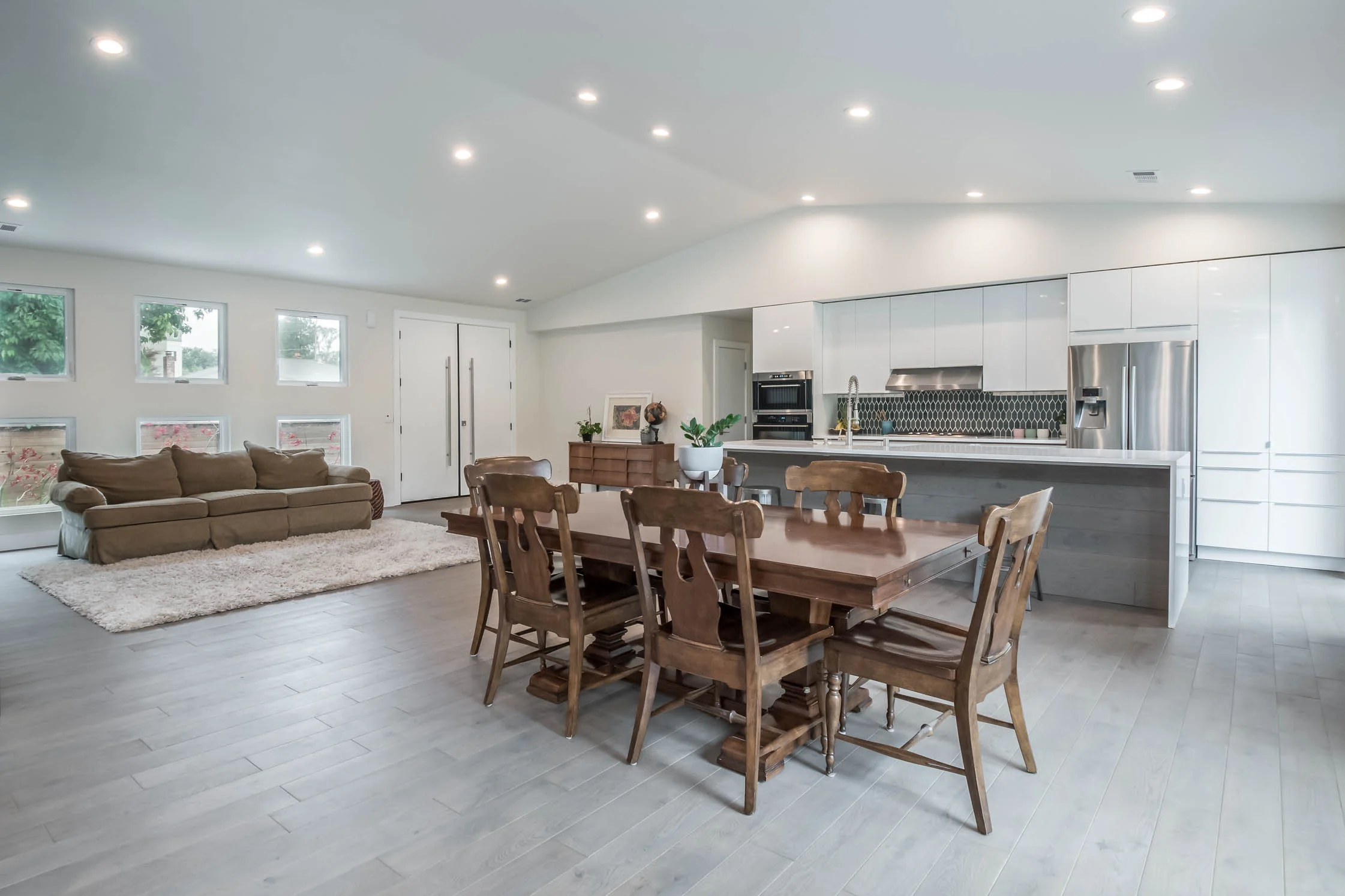 806 Acacia Lane-14.jpg