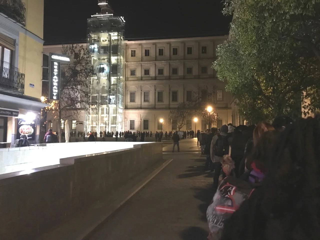 The line at the Reina Sofia | Madrid, SP