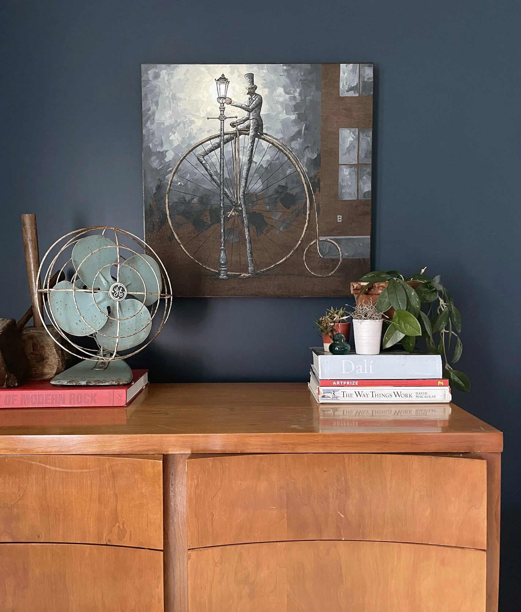wide view of the lamplighter xviii panel print.jpg