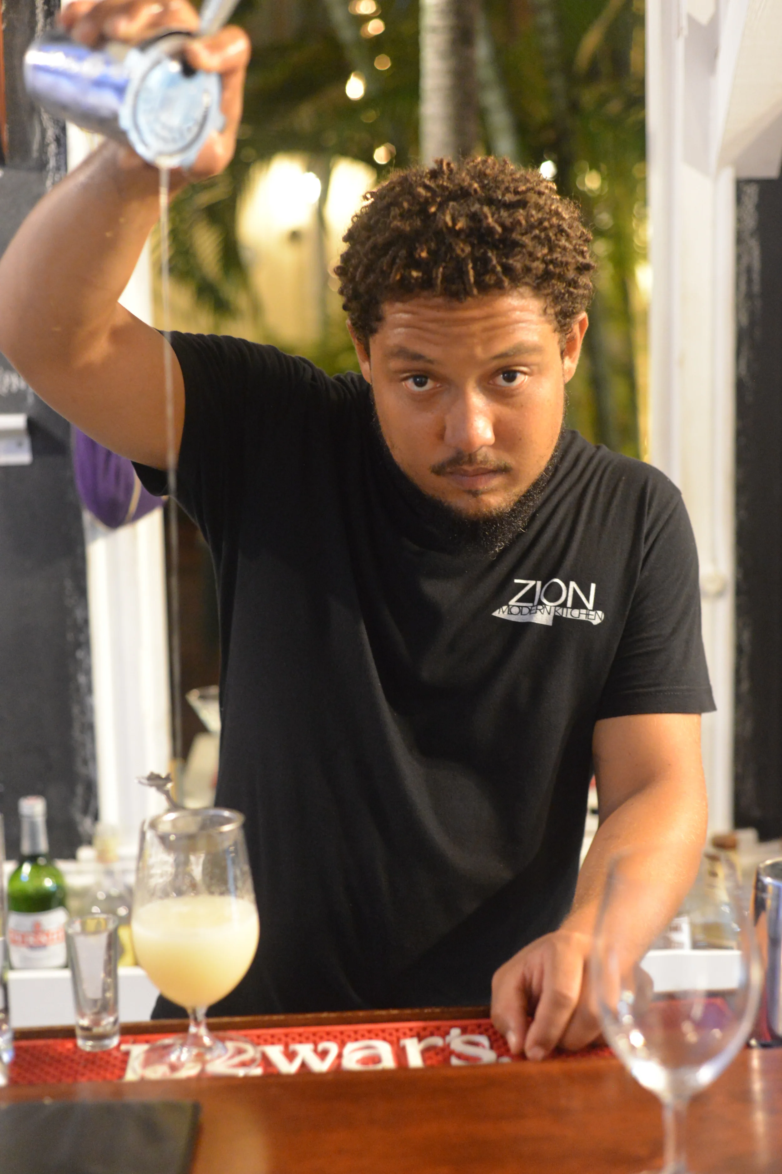 master mixologist frank robinson