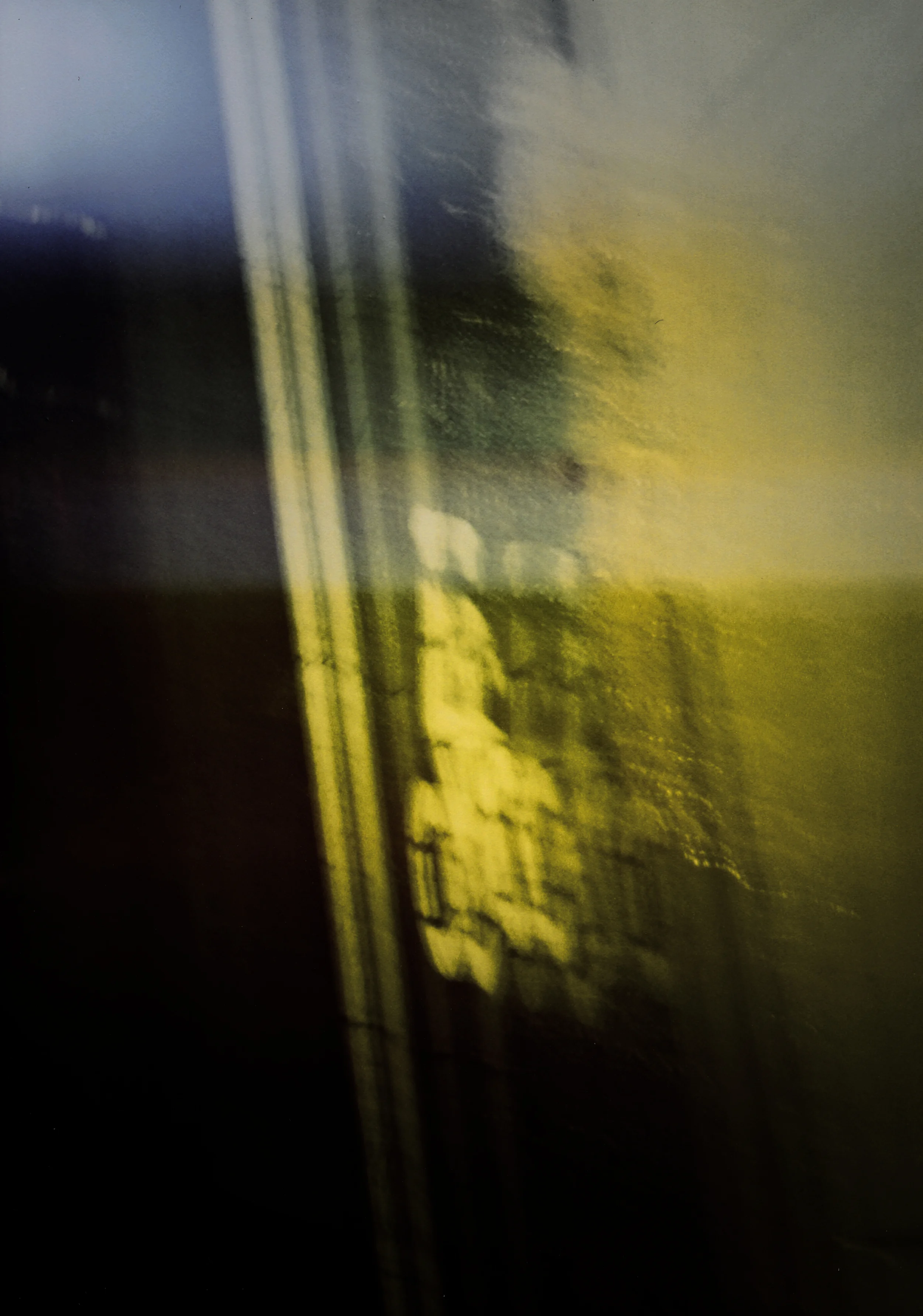 Photography: Broken Camera, Creative Fun - Light Leaks and Shutter Lag