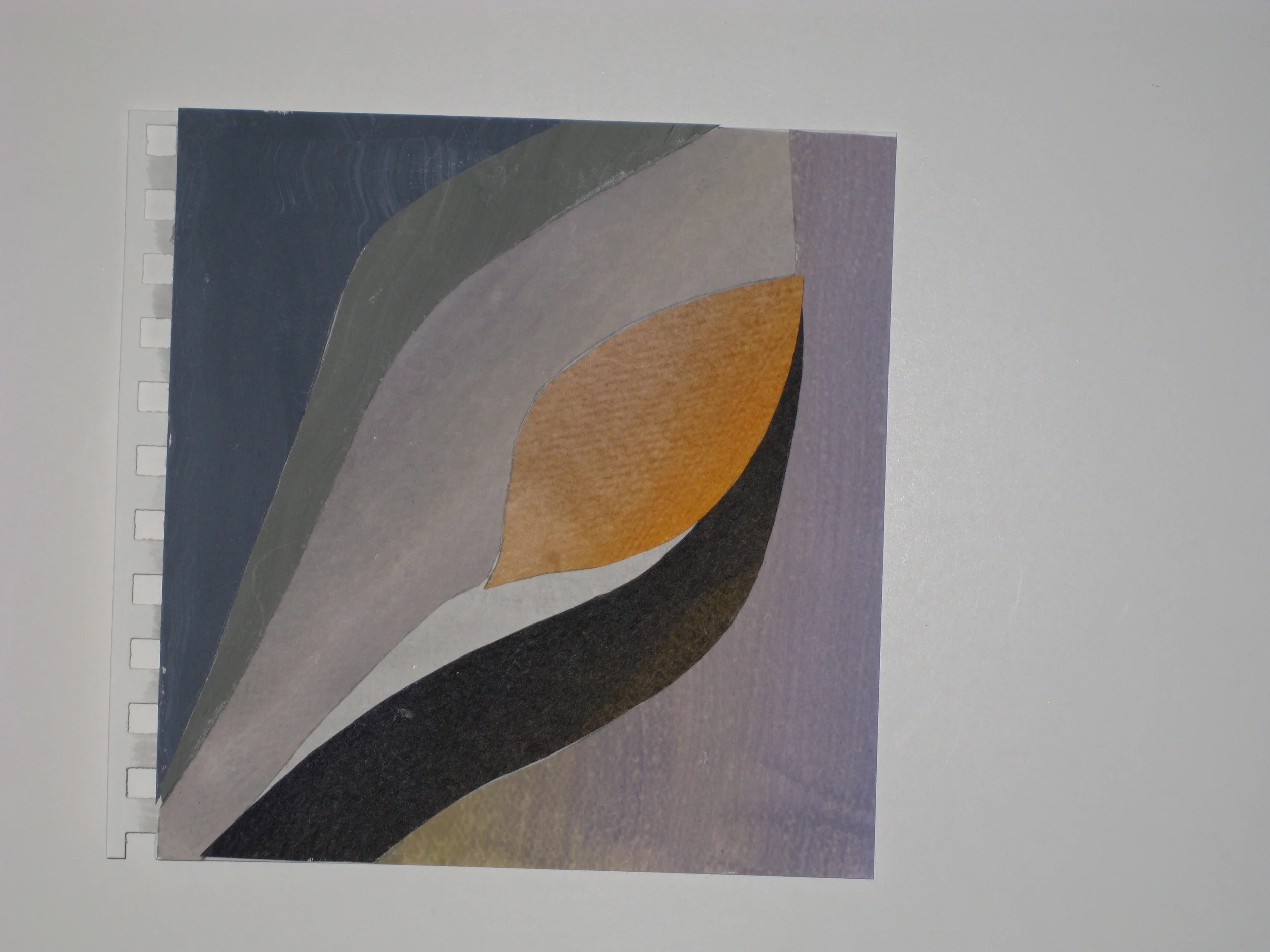 Chromatic gray scheme w/ a hue brighter than the chromatic grays.