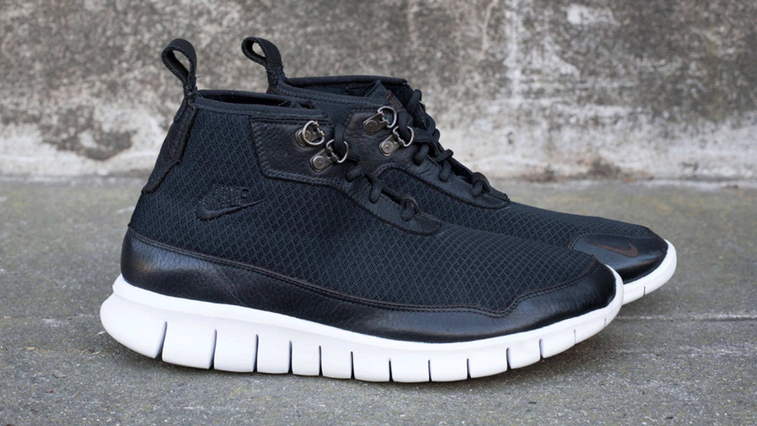 I worked with the team in Nike's Innovation Kitchen to create a wearable concept sample.