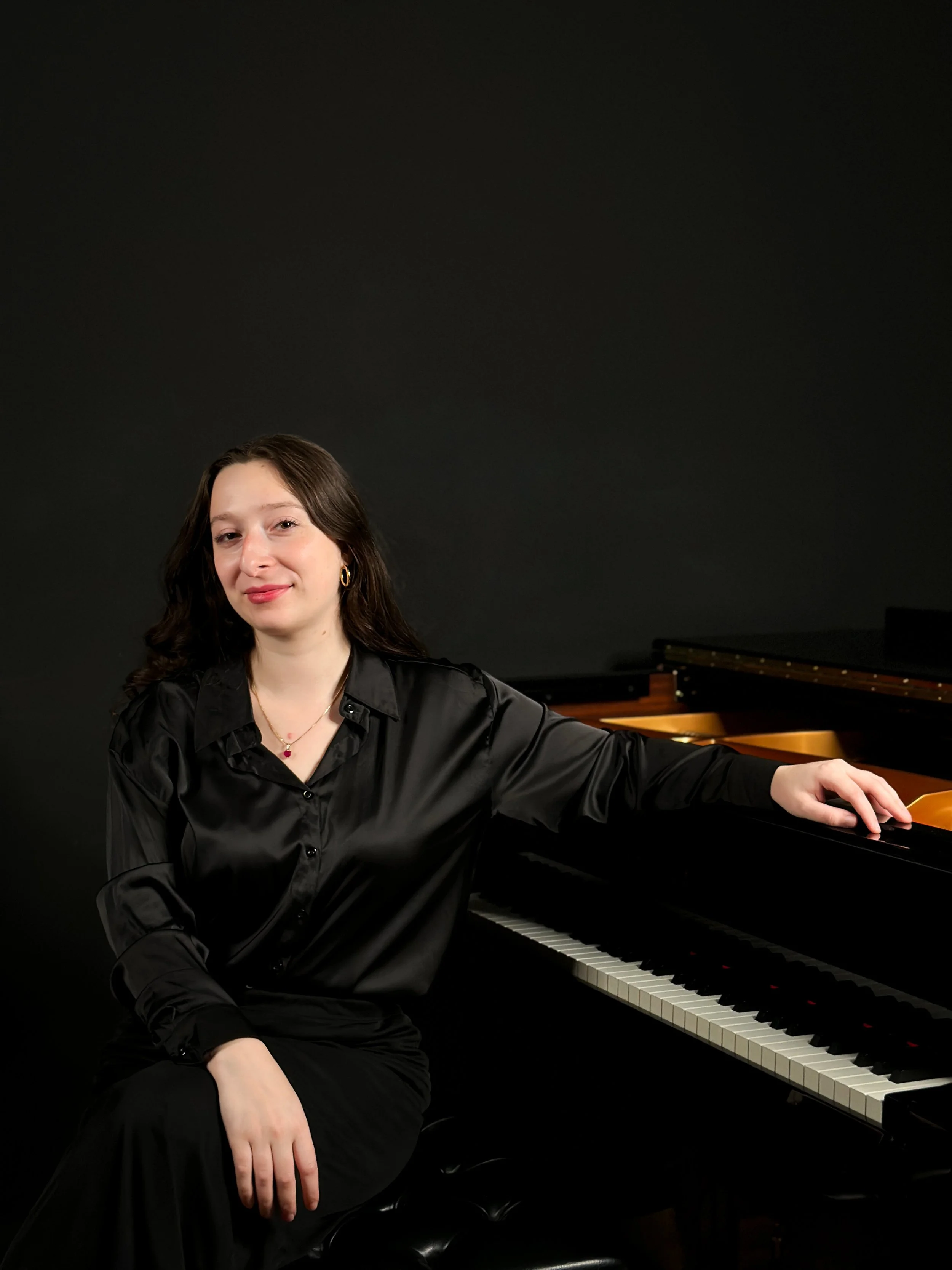 Gabrielle Siena, Piano Faculty