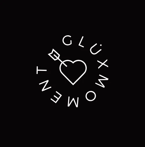 logo-gluexmoment-projekt-designkitchen.jpg
