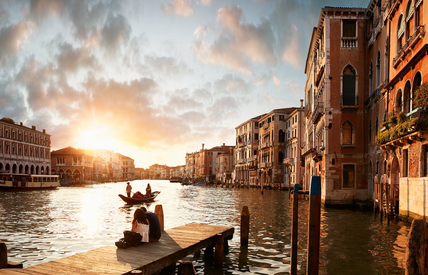 destination photography of the Venezia - Sunrise romantic scene, italy_JiriLizler_Hospitality Photographer.jpg